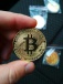 Ozdobna moneta ze znakiem Bitcoinu