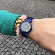 Zegarek z paskiem magnetycznym - niebieski